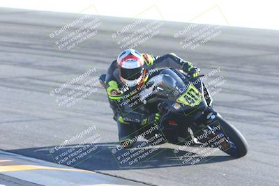 media/Nov-17-2024-CVMA (Sun) [[1fec520723]]/Race 11-Amateur Supersport Open/